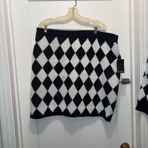 Black and White Argyle Knit Skirt Eloquii 18/20